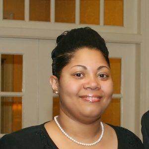 Meet your Posher, Cleo